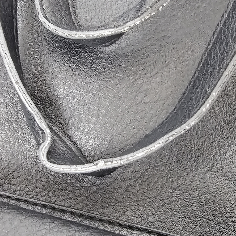 Large Tote - Picture 14 of 16